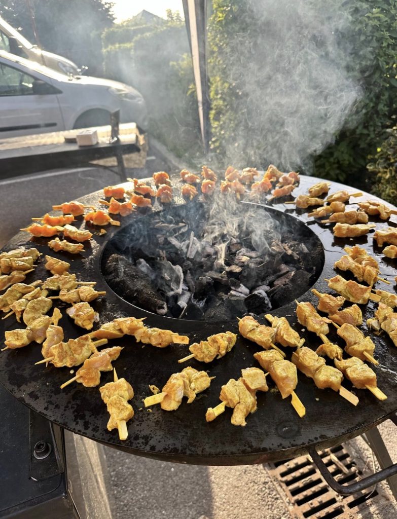 Service de brochettes et grillades à Caen